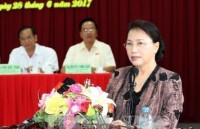 NA Chairwoman Nguyen Thi Kim Ngan meets Can Tho constituents