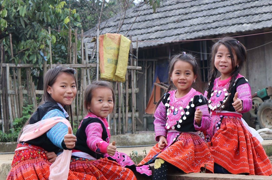 Ethnic minority children in Moc Chau district, the northern mountainous province of Sơn La. (Photo: VNA)