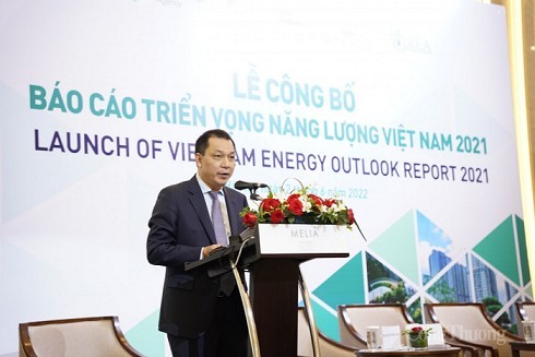 Deputy Minister of Industry and Trade Dang Hoang An delivers his remarks at the launch of Viet Nam Energy Outlook Report 2021, Ha Noi, June 2, 2022