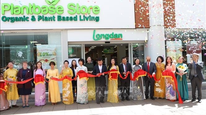 Vietnamese goods, foods introduced in UK