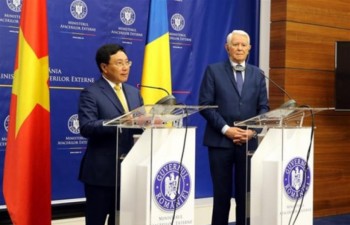 Deputy Prime Minister Pham Binh Minh visits Romania