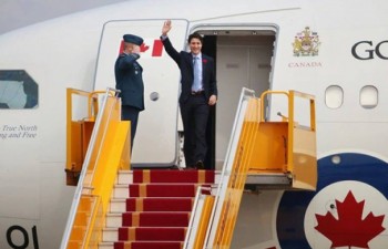Prime Minister of Canada begins official visit to Vietnam