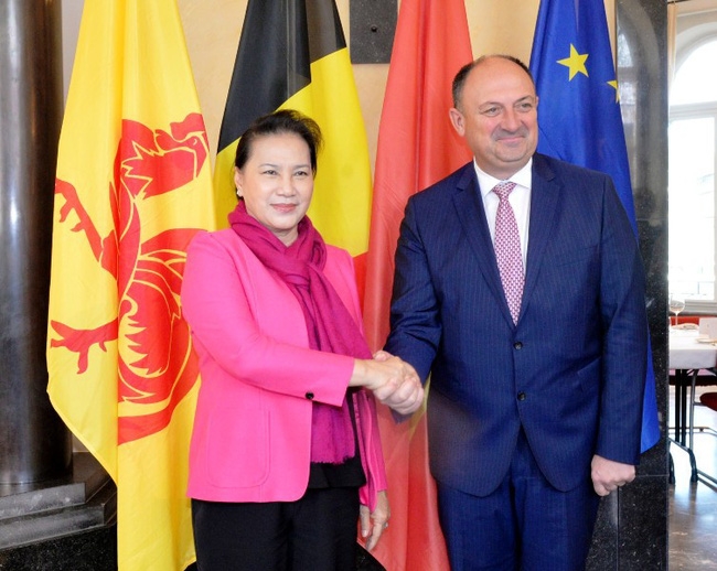 na chairwoman meets wallonia minister president