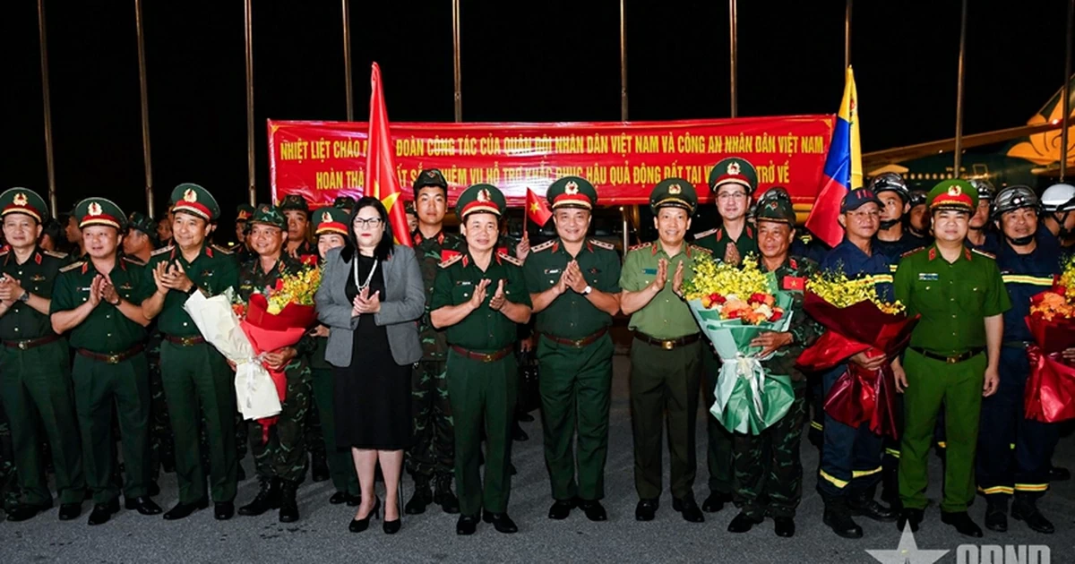 Vietnamese Rescue Team returns home safely, completes international mission in Venezuela Vietnamese Rescue Team returns home safely, completes international mission in Venezuela