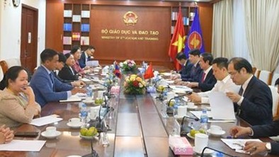 Cooperation in education, training spotlights Viet Nam-Laos relations: Minister