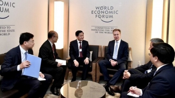 Vietnam promotes development agenda on the 52nd WEF sidelines