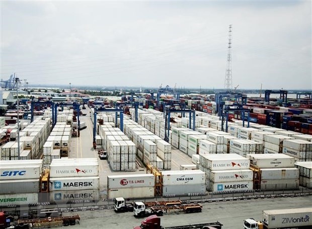Cargo throughput via seaports sees modest growth