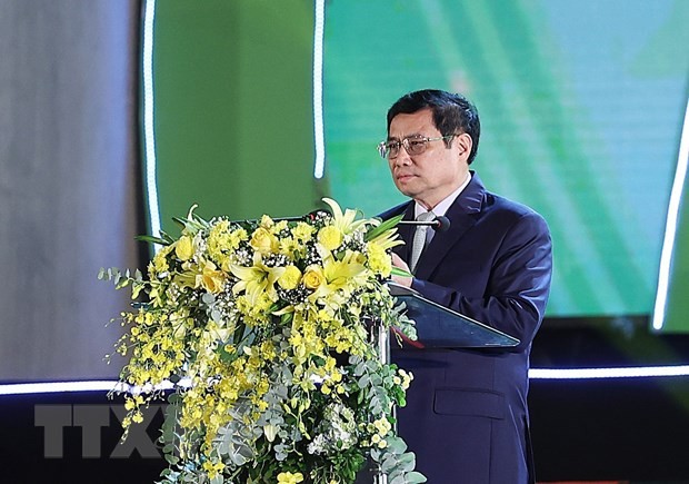 Prime Minister attends Fruit & OCOP Product Festival and Dialogue with farmers