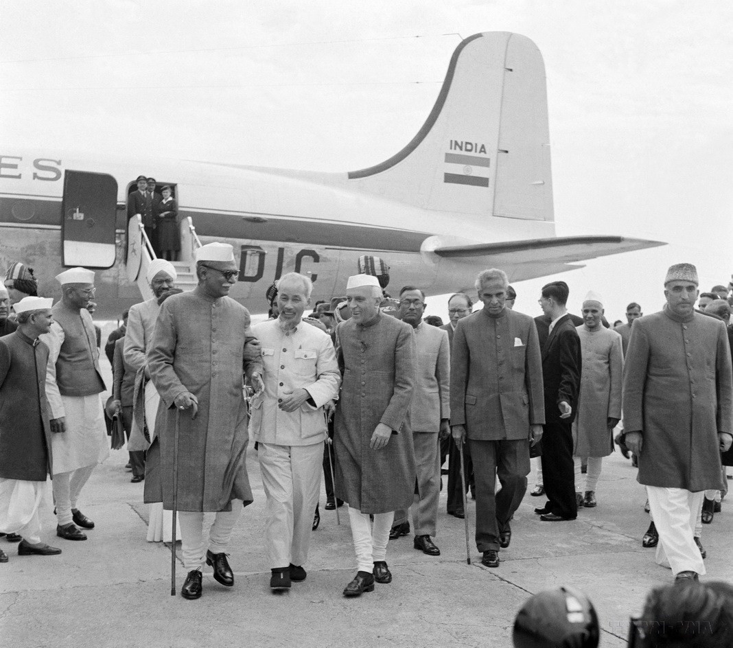 Vietnam-India Diplomatic Relations at Fifty: Taking Stock and Looking forward to the future Vietnam-India Diplomatic Relations at Fifty: Taking Stock and Looking forward to the future