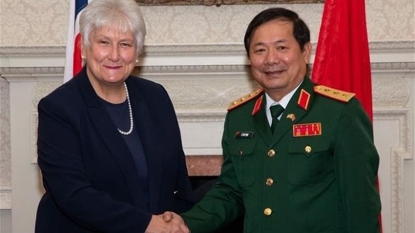 Vietnam, UK hold 4th defence policy dialogue in London