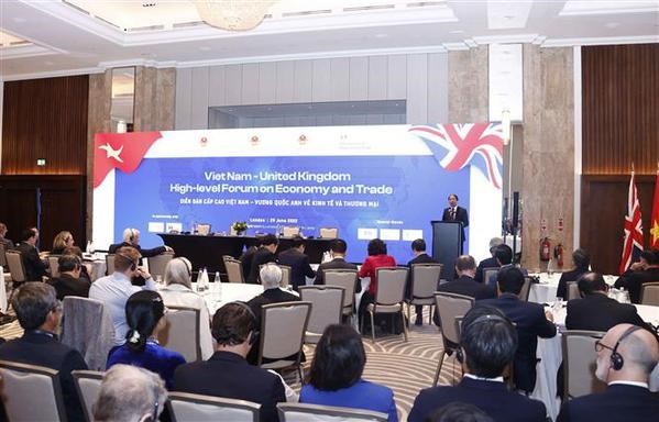 NA Chairman attends Vietnam-UK high-level forum on economy, trade