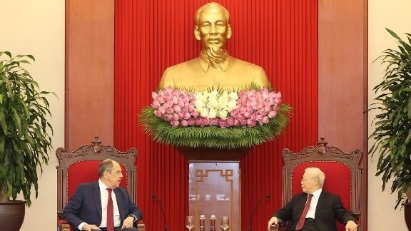 Review on external affairs from July 4-10: Russian FM's visit to Vietnam; 7th MLC Conference; late PM Abe Shinzo - great friend