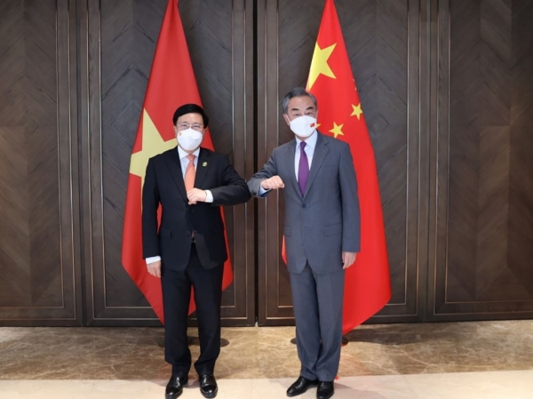 Review on external affairs from July 11-17: Strengthen Vietnam-China political trust, comprehensive cooperation; deepen relations with Argentina