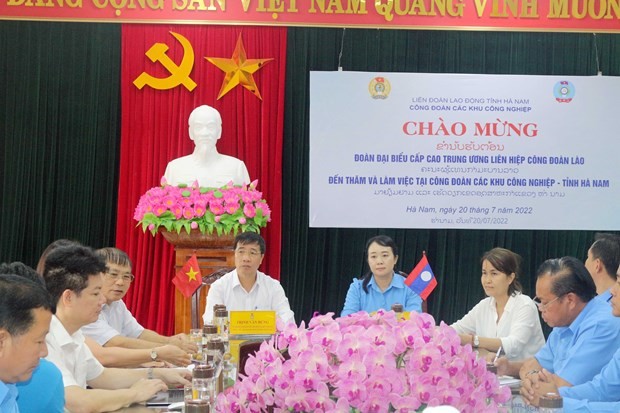 Lao trade union delegation visits Ha Nam province