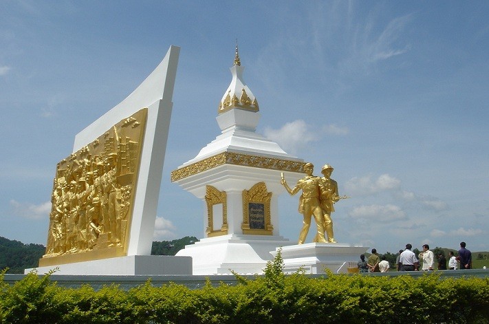 Eternal monuments dedicated to Vietnamese volunteer soldiers in Laos