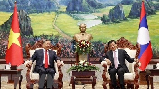 Minister of Public Security pays courtesy calls to Lao leaders
