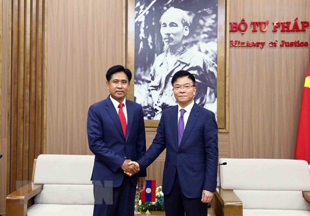 Vietnam, Laos convened a conference to strengthen judicial cooperation