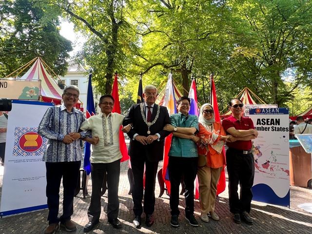 Embassy Festival 2022 at Lange Voorhout, The Hague, Netherlands Embassy Festival 2022 at Lange Voorhout, The Hague, Netherlands