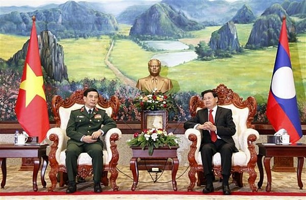 Lao leaders welcome visiting Defence Minister of Vietnam