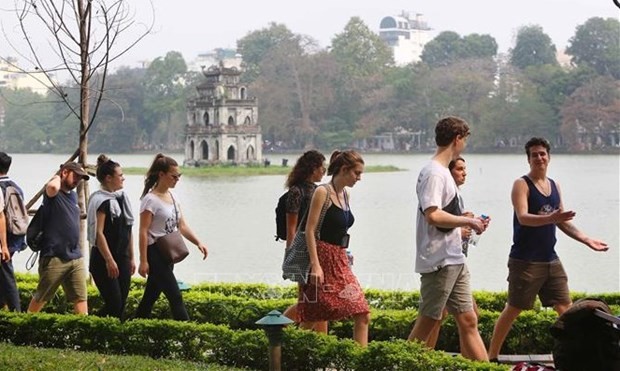 Vietnam rakes in 16.05 billion USD from tourism in nine months