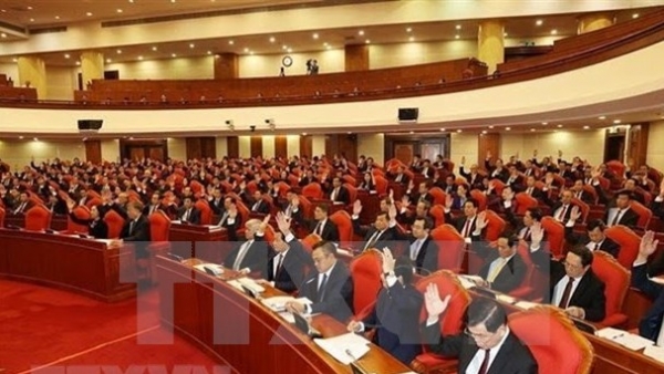 Two important projects discussed on second day of Party Central Committee 6th plenum