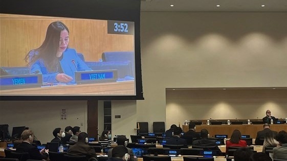 Vietnam calls for comprehensive approach in addressing climate change challenges at UNGA 77