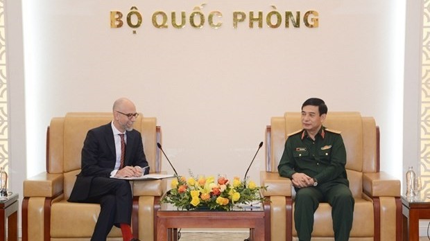 Vietnam, Canada seek to strengthen defence cooperation