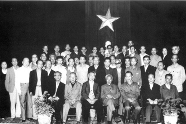 Late Prime Minister Pham Van Dong’s diplomatic legacy and foreign policy in a new era of development Late Prime Minister Pham Van Dong’s diplomatic legacy and foreign policy in a new era of development