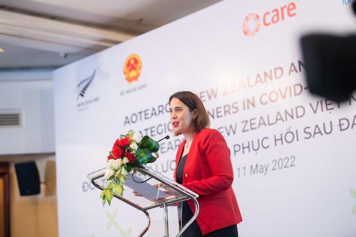 Đại sứ New Zealand tại Việt Nam Tredene Dobson