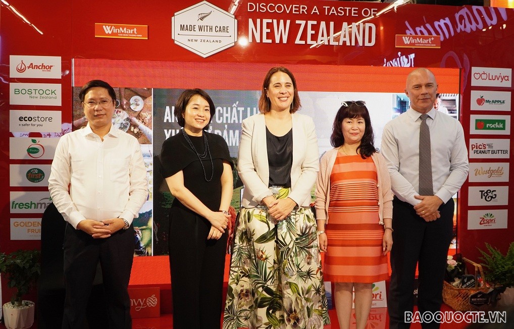 Sáng 3/6, Cơ quan Thương mại và Phát triển New Zealand (NZTE) chính thức khởi động chiến dịch bản lẻ “Made With Care” tại Winmart Times City Hà Nội. (Ảnh: Việt Nguyễn)