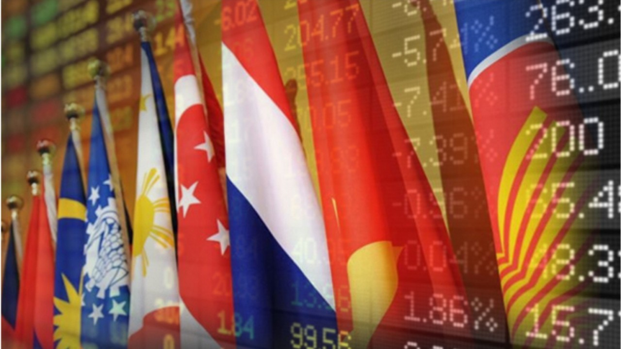 Thị trường chứng khoán ASEAN có nhiều tín hiệu tích cực hậu mở cửa