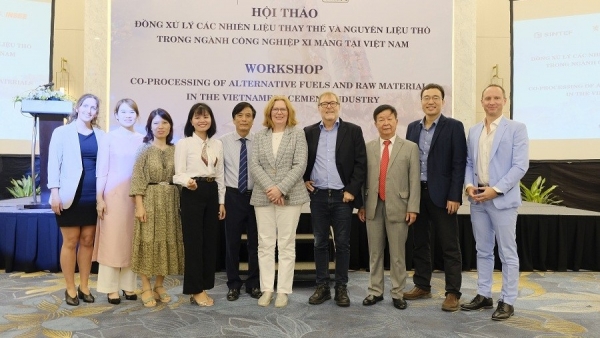 Sharing int'l experiences in co-processing of alternative fuels & raw materials in cement industry