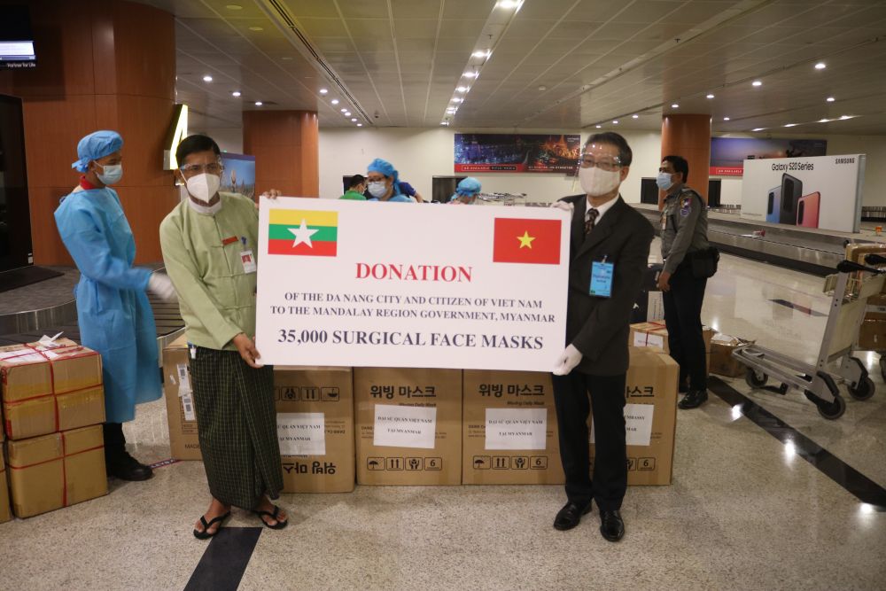 Viet Nam continues to support Myanmar in COVID-19 fight: Ambassador Ly Quoc Tuan
