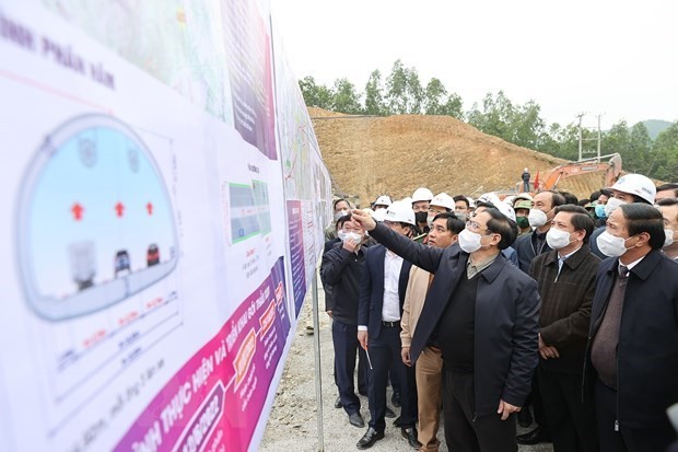 Prime Minister Pham Minh Chinh inspects progress of the project (Source: VNA)