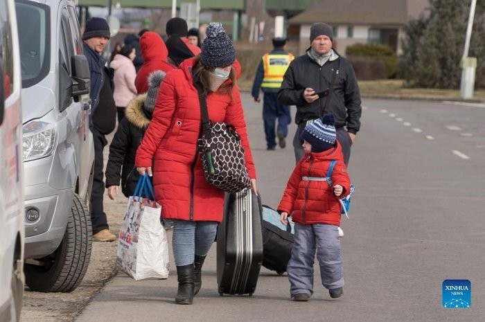 People from Ukraine arrive at Beregsurany, eastern Hungary, Feb. 26, 2022. (Source: Xinhua)