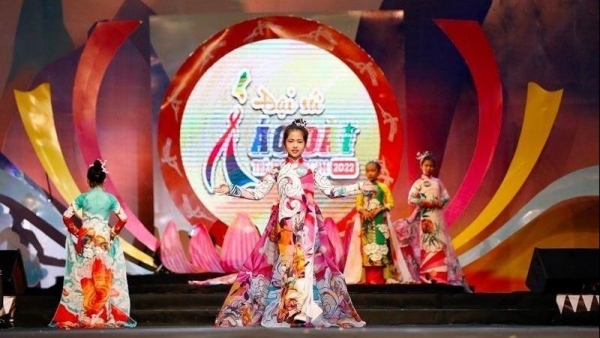 Vietnamese Children’s Ao Dai Festival keeps nation’s soul