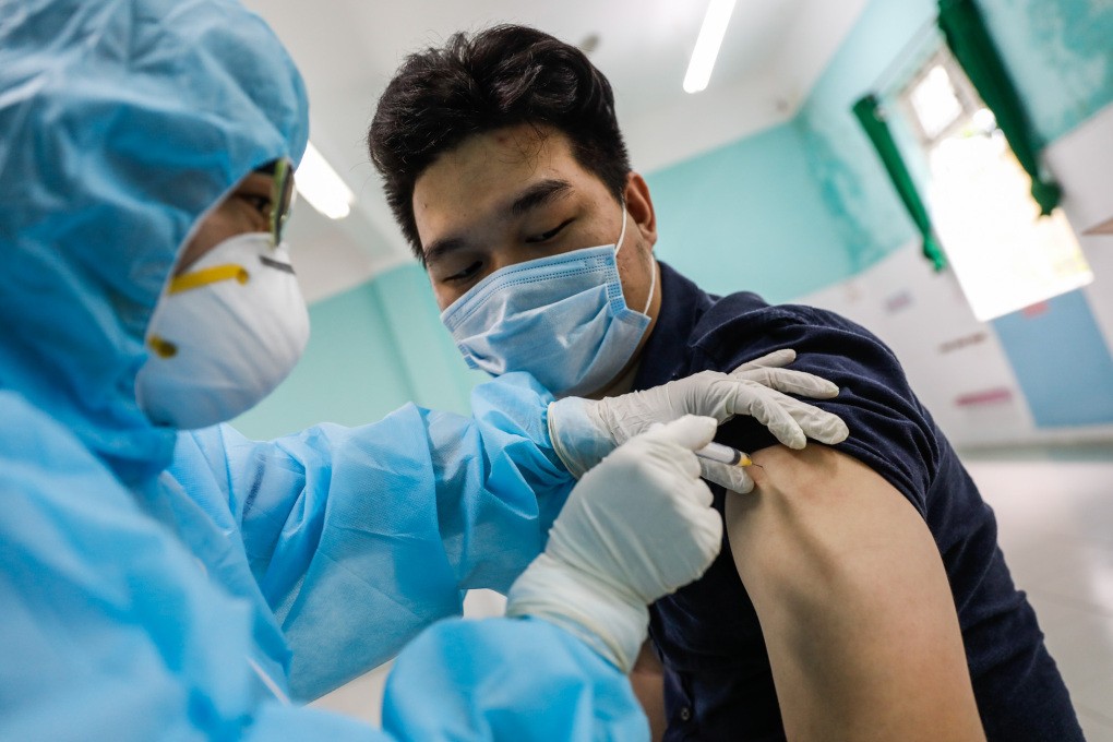 Overseas Vietnamese, int’l friends make great contributions to Viet Nam’s COVID-19 vaccine coverage goal