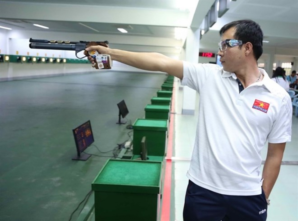marksman hoang xuan vinh ranks second in world