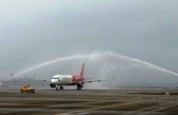 Vietjet Air inaugurates HCM City – Van Don route