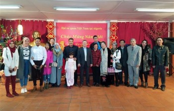 Vietnamese community in Algeria celebrates Lunar New Year