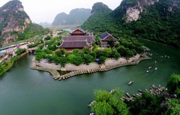 More boat tour opened in Trang An Landscape Complex