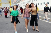 da nang welcomes tens of thousands of visitors by cruise liners
