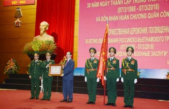 President commends Vietnam-Russia Tropical Centre for contributions