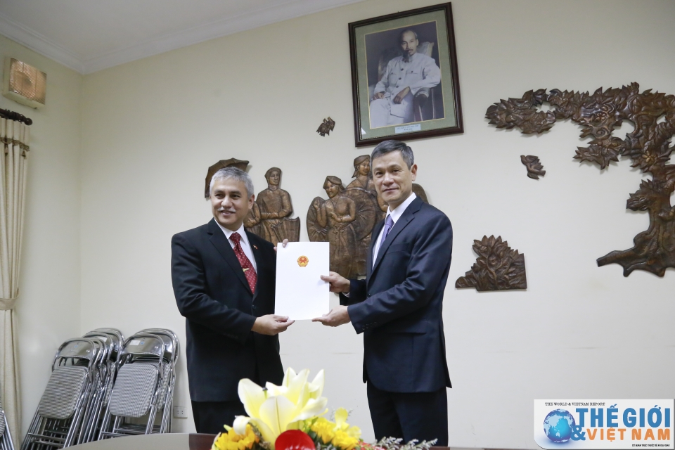 hanif salim assumes post of consul general of indonesia in hcm city