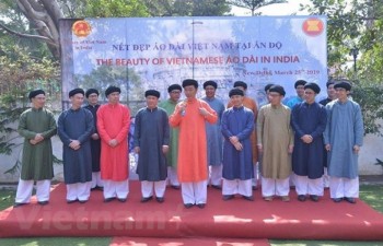 Vietnamese traditional costume introduced in India
