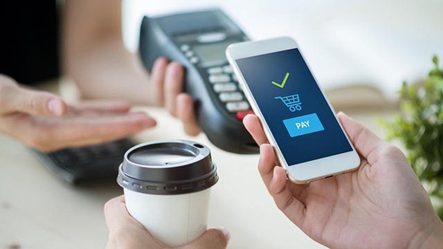 Người dùng có thể sử dụng Mobile Money để thanh toán cho các hàng hóa, dịch vụ có giá trị nhỏ.