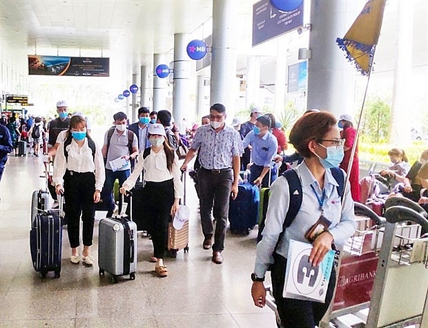 Vietnam needs to open borders for tourism recovery: experts