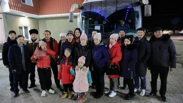 Fourteen Vietnamese citizens fleeing Ukraine were received in Russia