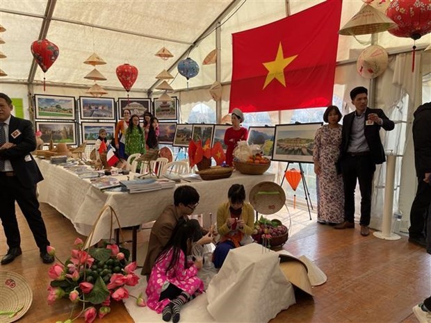 Vietnamese culture promoted at Francophonie Weekend in France