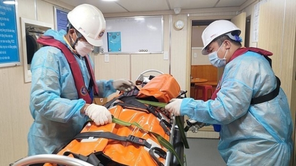 Sick Bangladeshi sailor saved in Khanh Hoa